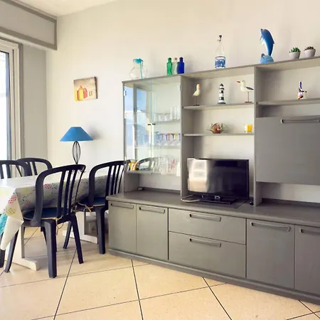 T2 Pied Dans L'eau- Vue Mer- Proche Commerces *