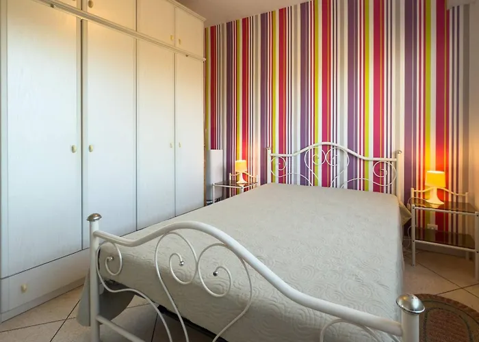 T2 Pied Dans L'eau- Vue Mer- Proche Commerces *